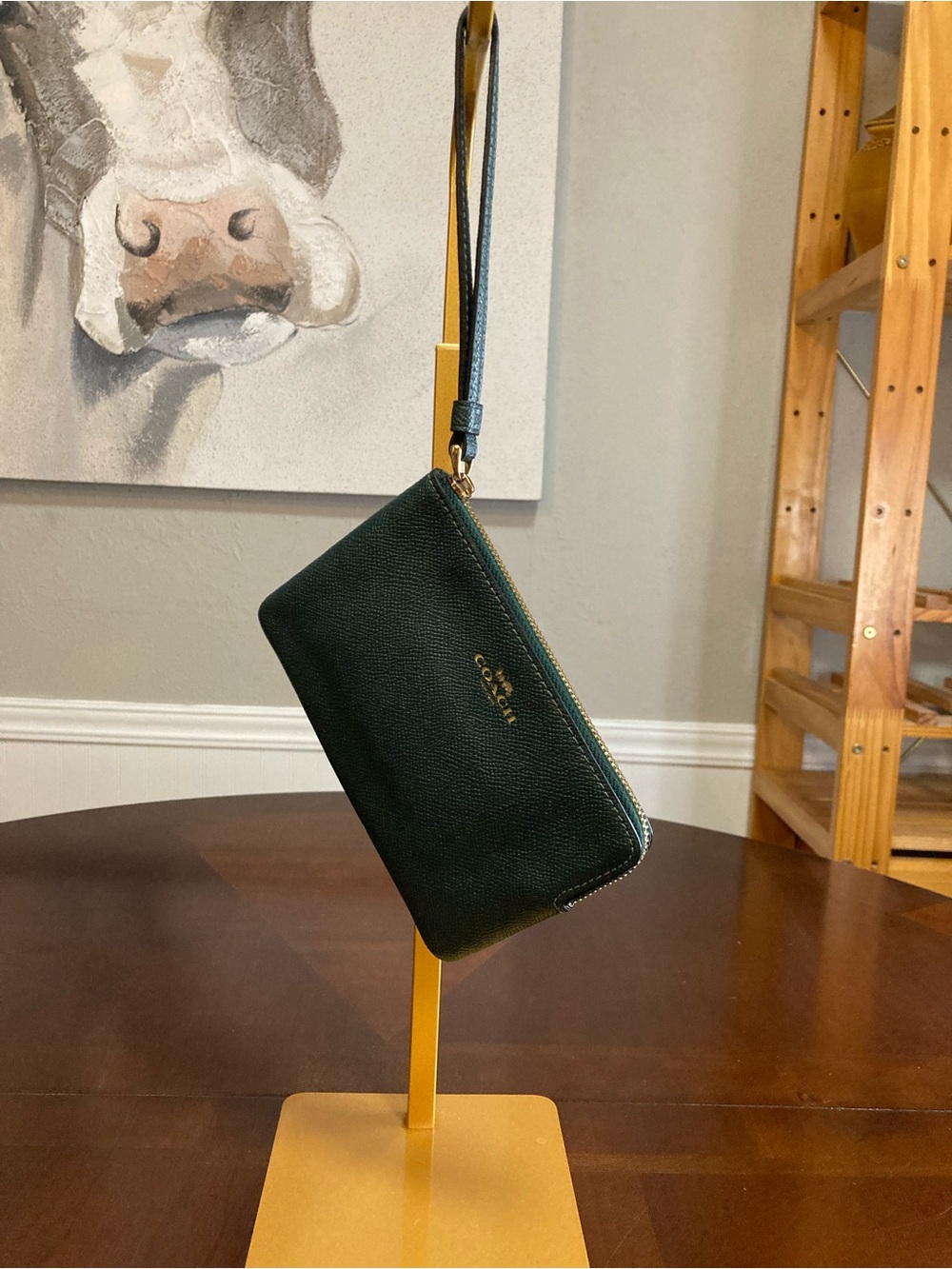 Coach Corner Zip Wristlet in Forest Green Cross Grain Leather EUC - Picture 2 of 16